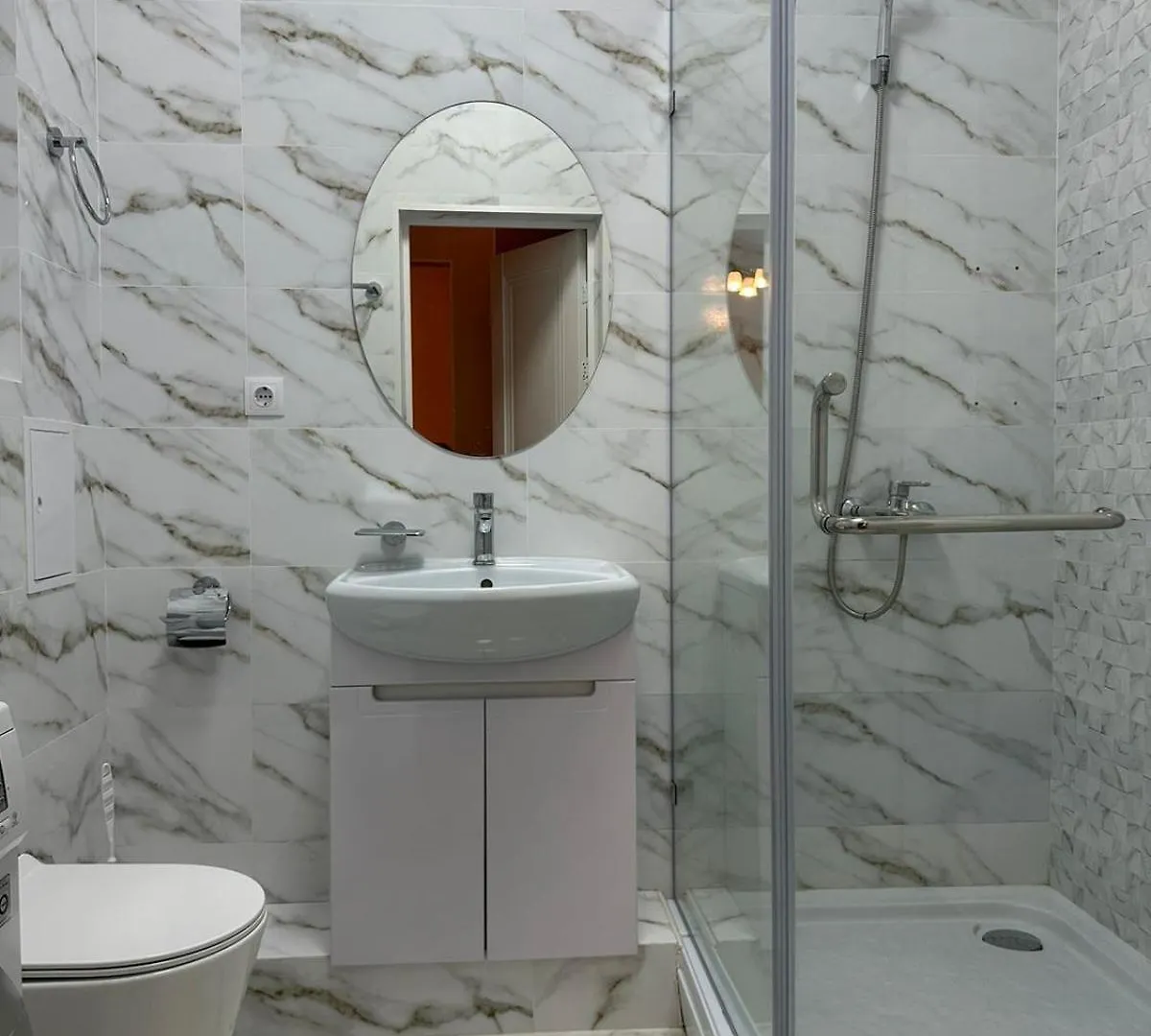 Apartment Жк Тандау1,Рядом Хан Шатыр,Мега,Барыс Арена,Ботанический Nur-Sultan