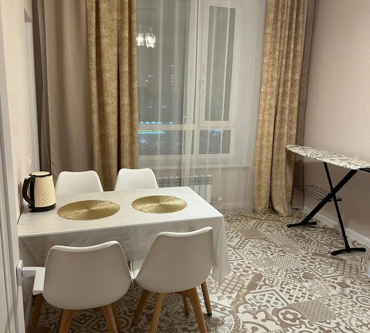 Apartment Жк Тандау1,Рядом Хан Шатыр,Мега,Барыс Арена,Ботанический Nur-Sultan  Kazakhstan